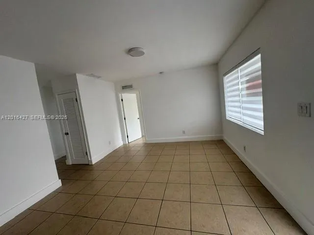 920 SE 2nd Ave # 7, Hallandale Beach FL 33009