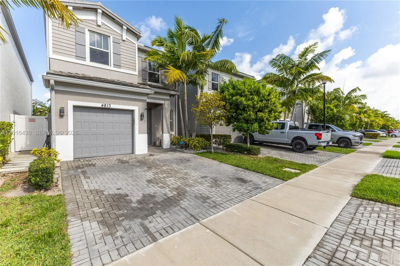 4813 NW 48th Ter, Tamarac FL 33319