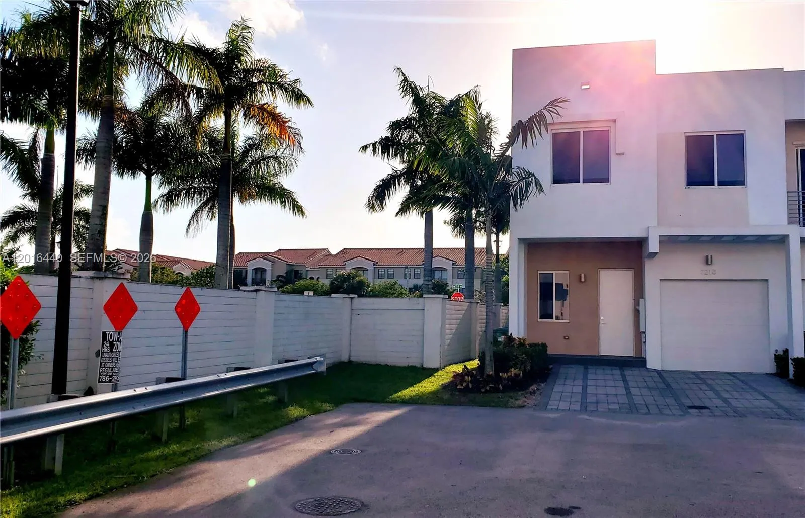 7210 NW 103rd Path, Doral FL 33178