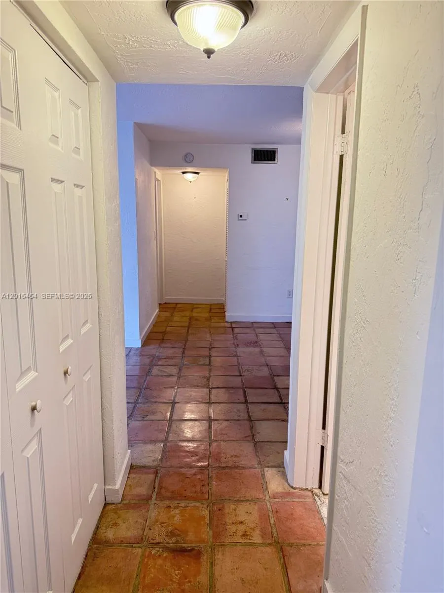 1205 Mariposa Ave # 301, Coral Gables FL 33146