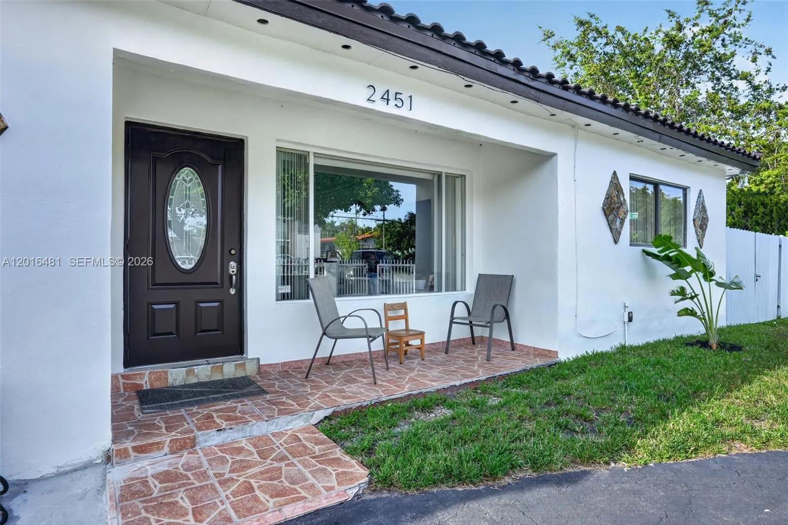 2451 NW 11th St, Miami FL 33125