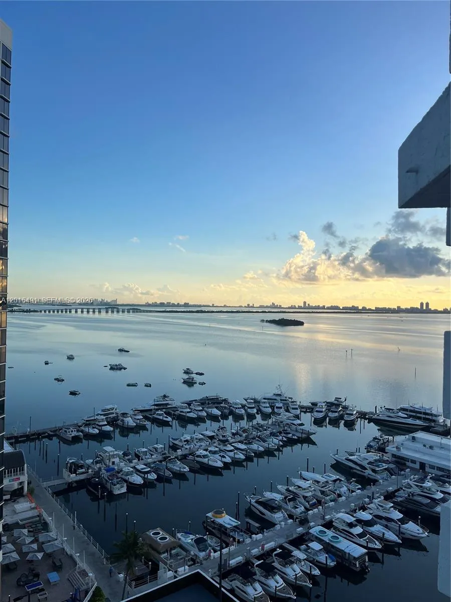 555 NE 15th St # 19E, Miami FL 33132