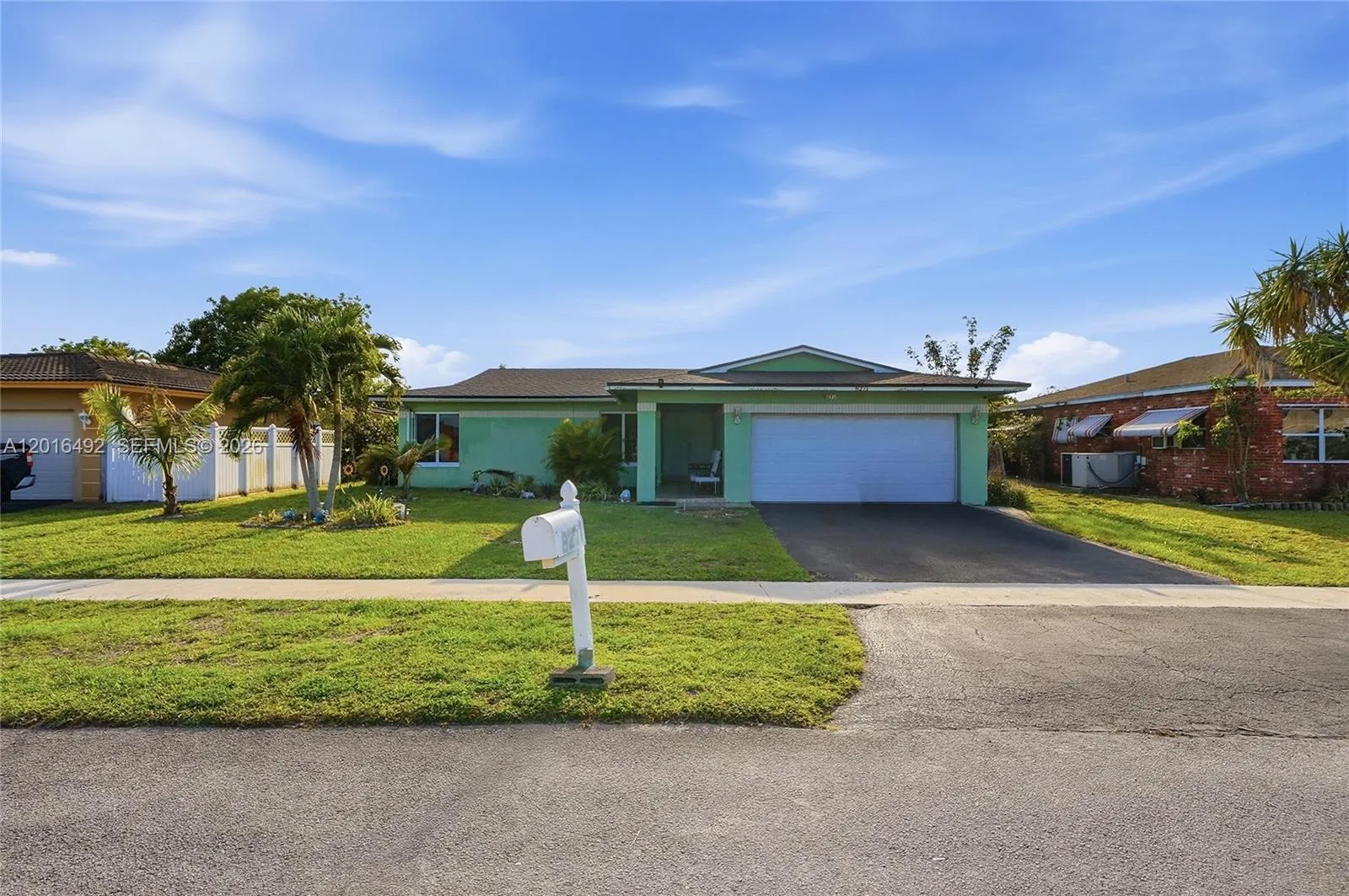 8271 NW 68th Ter, Tamarac FL 33321