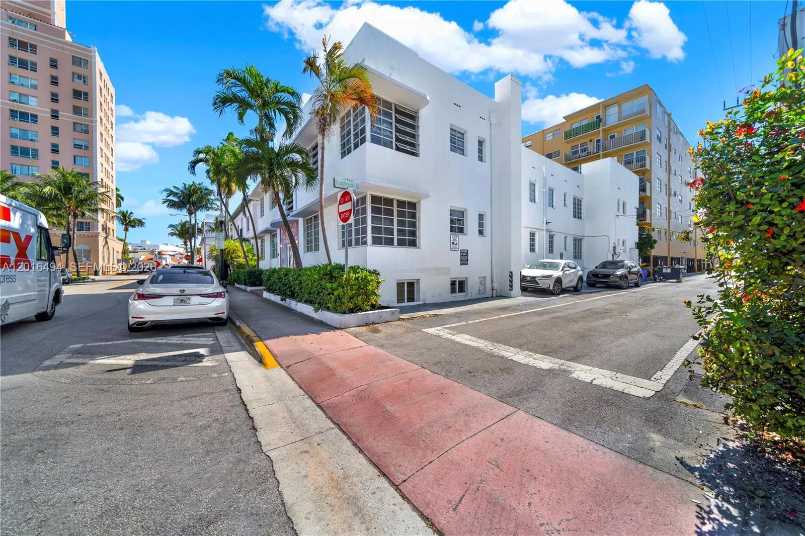 610 8th St # 102, Miami Beach FL 33139