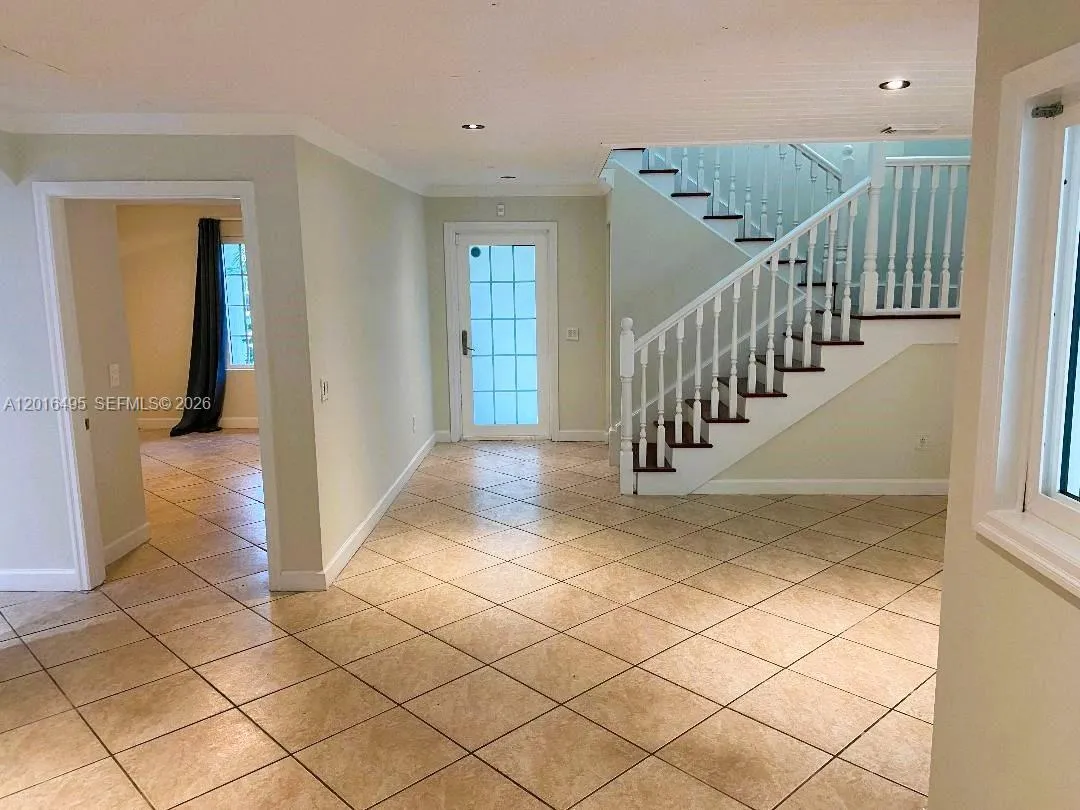 14551 SW 142nd Ct Cir, Miami FL 33186