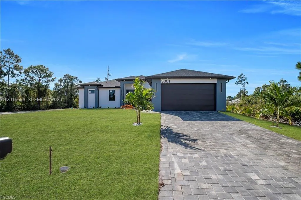 3001 41st ST, Lehigh Acres FL 33971