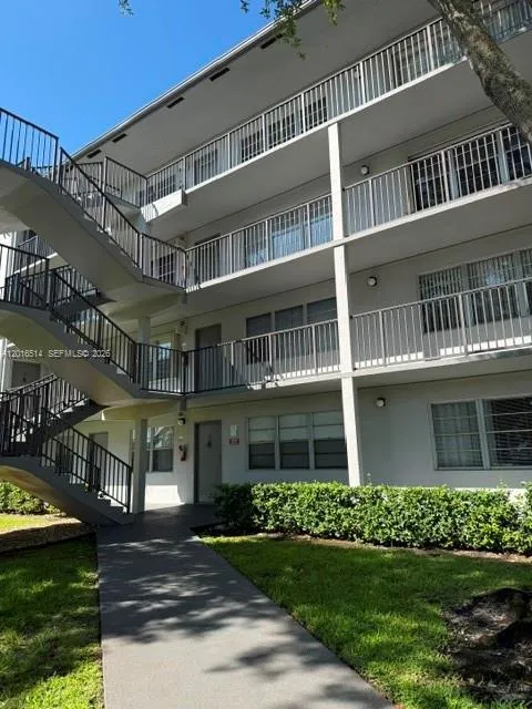 400 SW 134th Way # 103F, Pembroke Pines FL 33027
