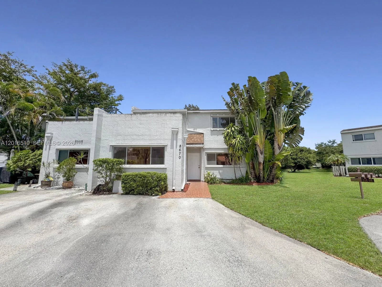 8670 Bridle Path Ct # 111A, Davie FL 33328
