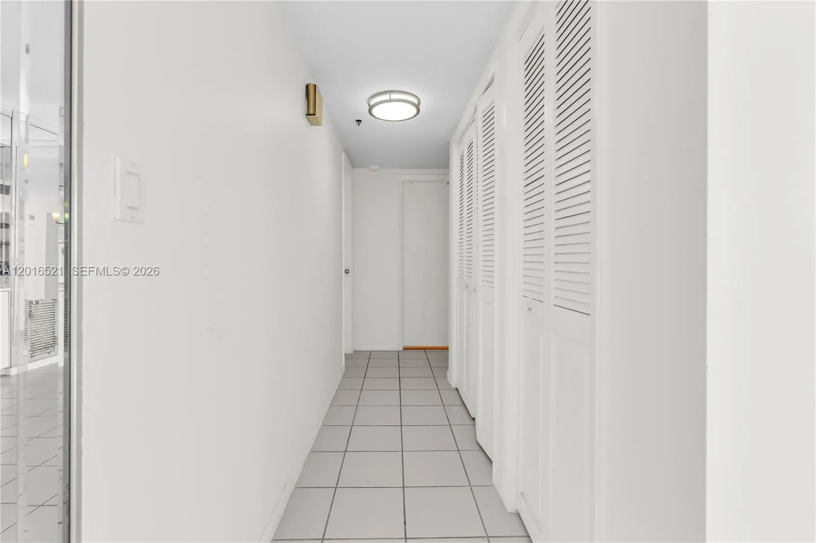 4001 Hillcrest Dr # 812, Hollywood FL 33021