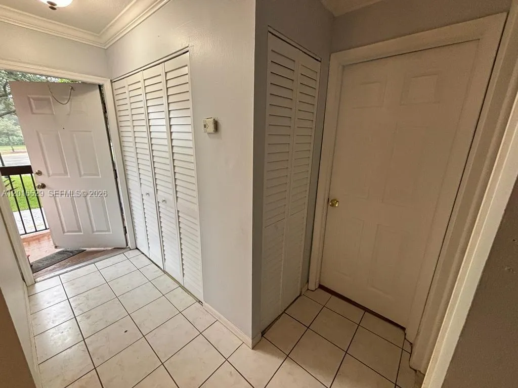 10329 NW 11th St # 201, Pembroke Pines FL 33026