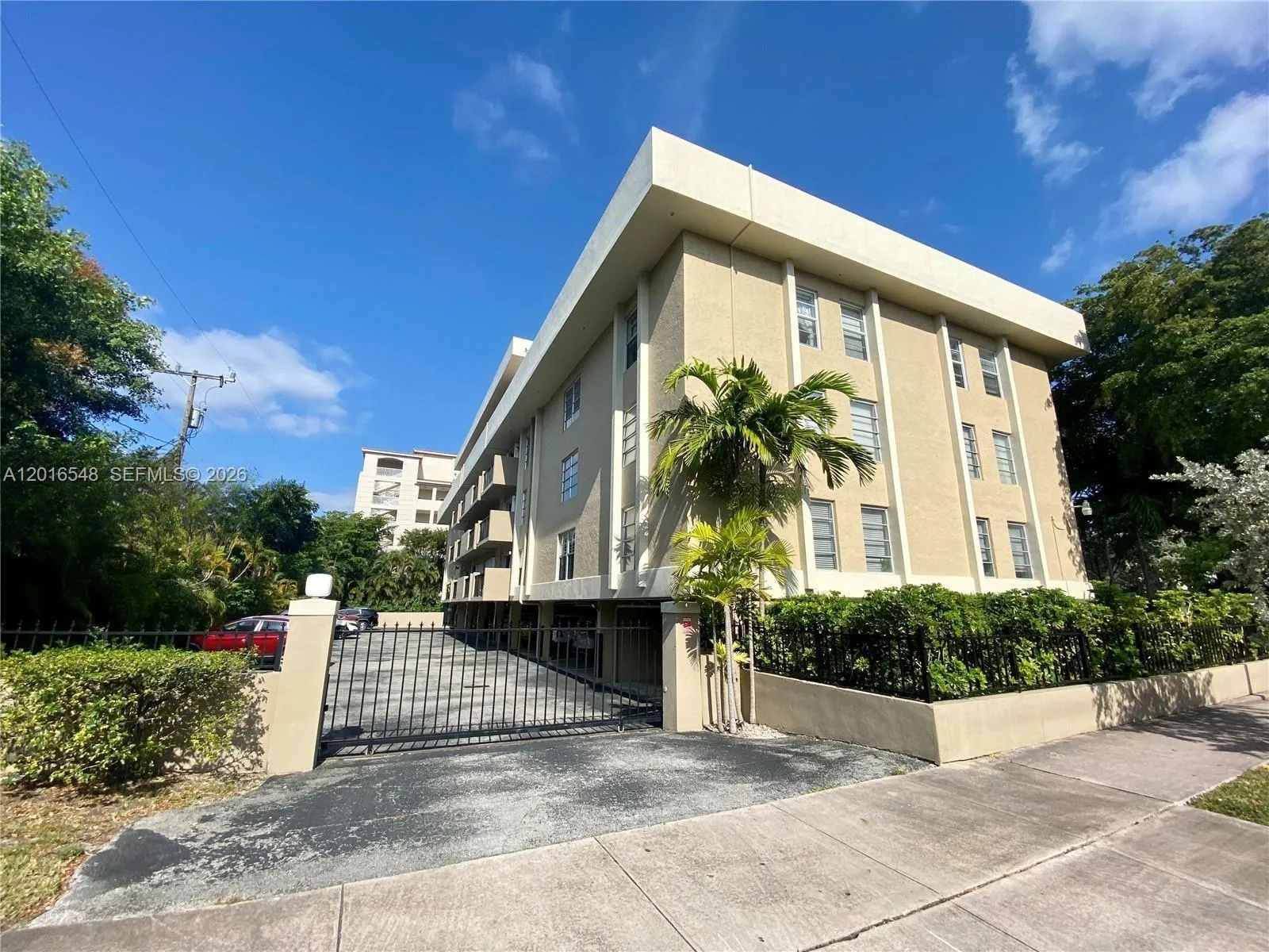 110 Salamanca Ave PH, Coral Gables FL 33134