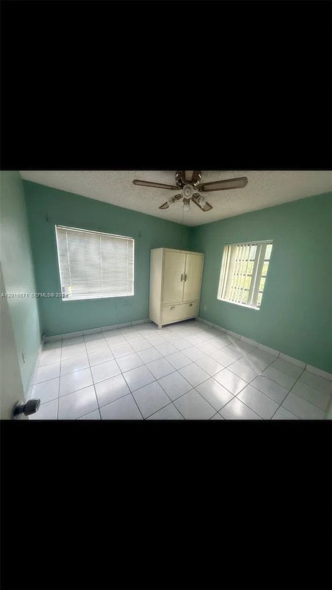 50 E 44th St, Hialeah FL 33013