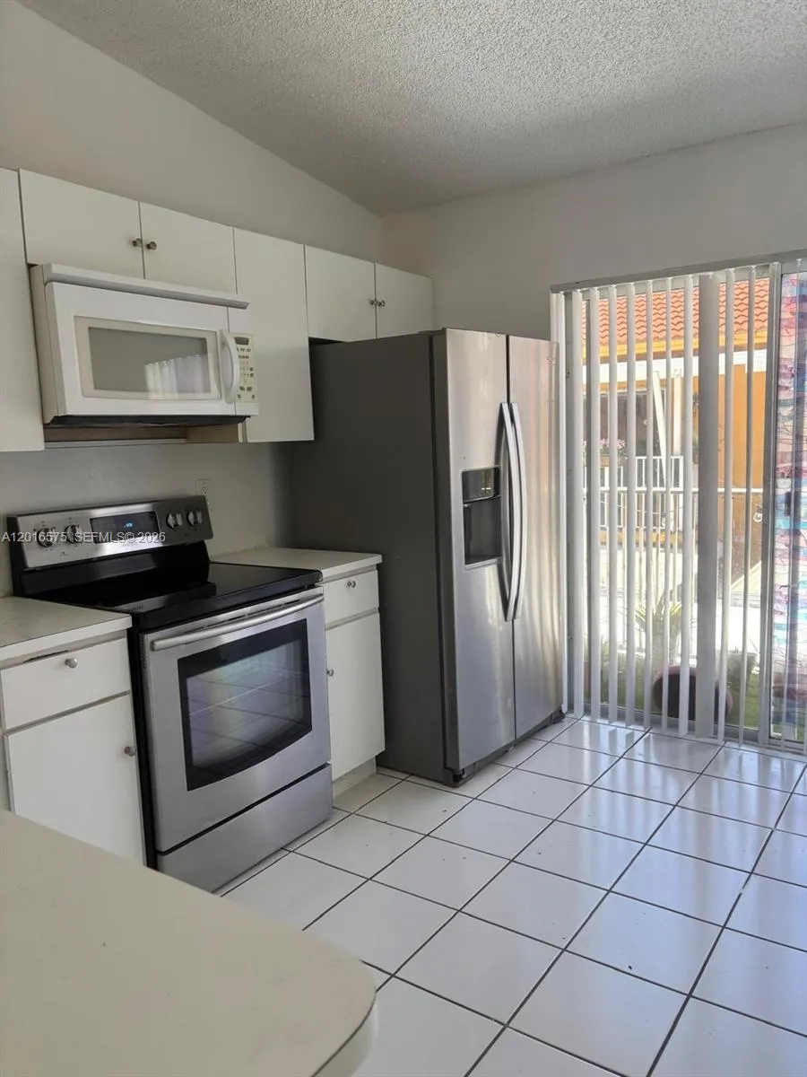 7778 W 34th Ln # 201, Hialeah FL 33018