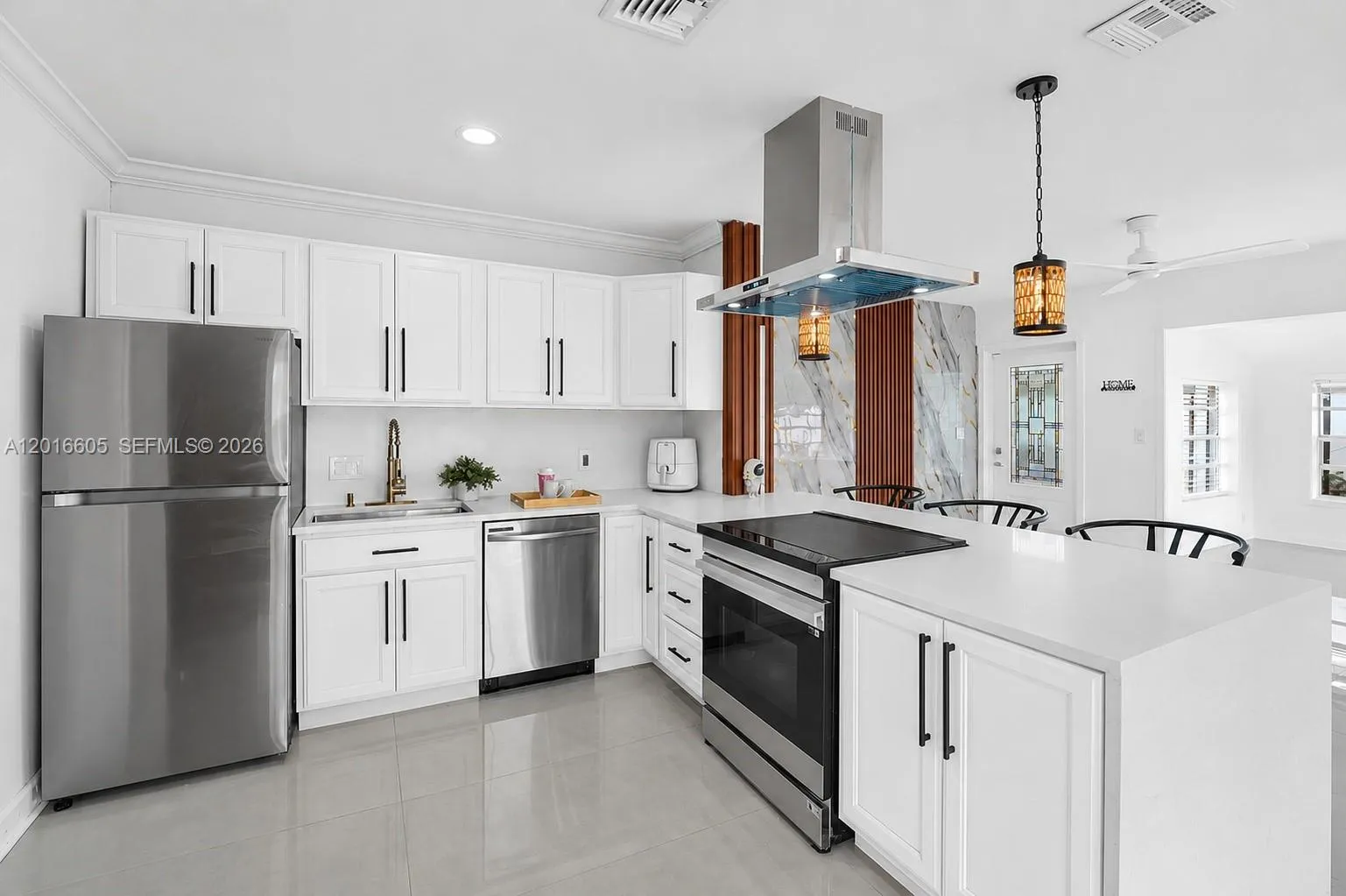 2718 Sherman St, Hollywood FL 33020