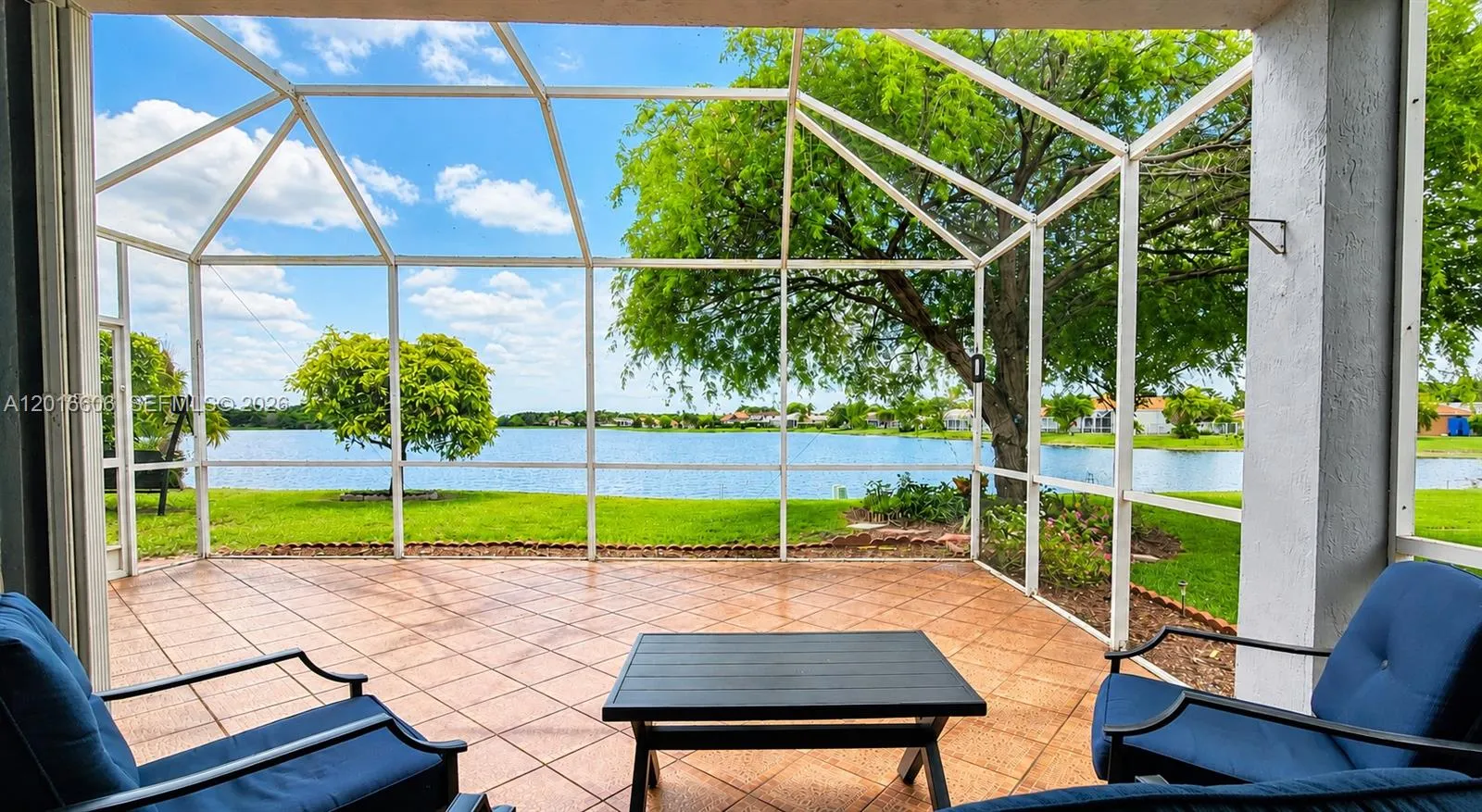 963 Falling Water Rd, Weston FL 33326