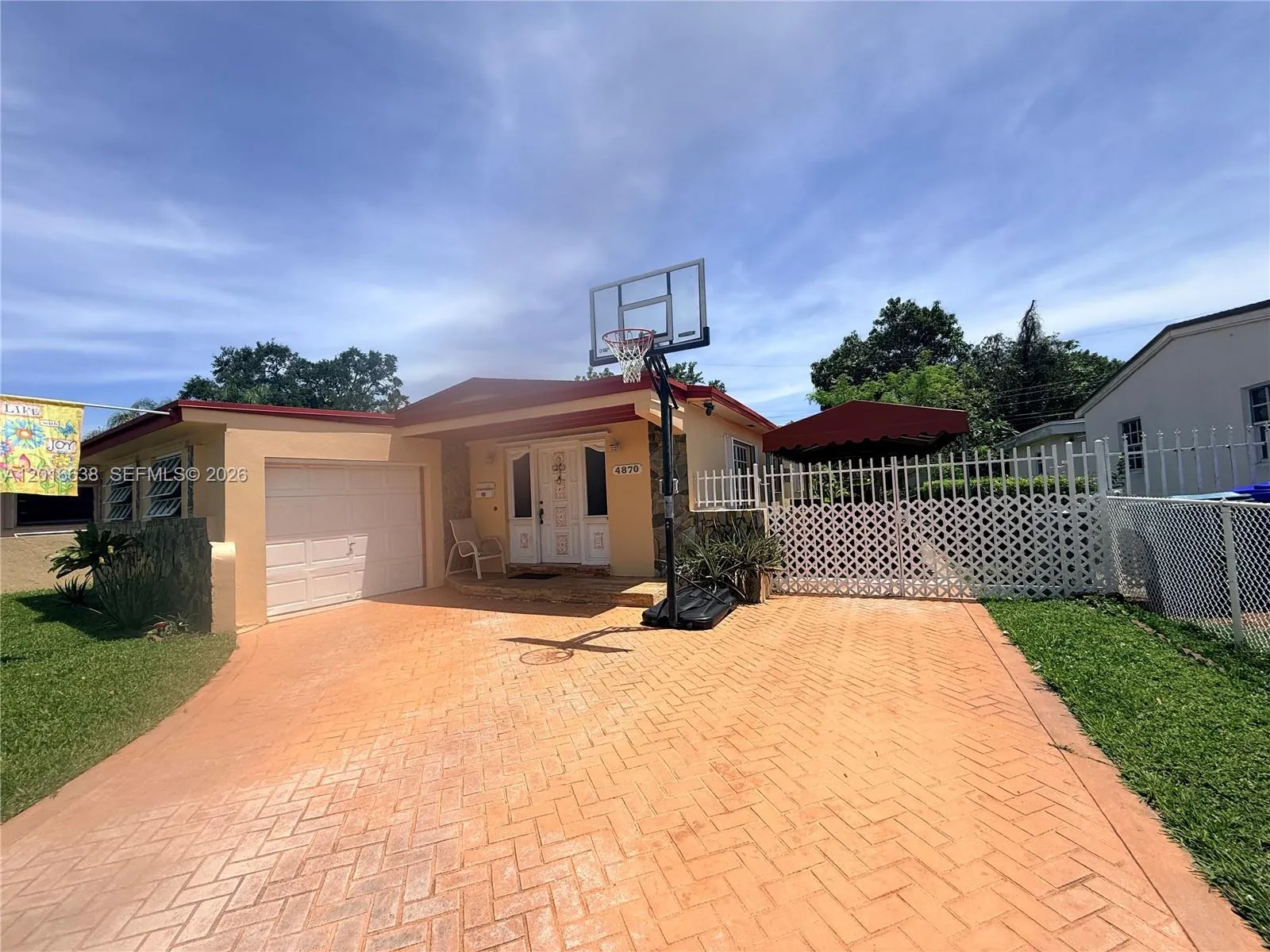 4870 SW 6th St, Miami FL 33134