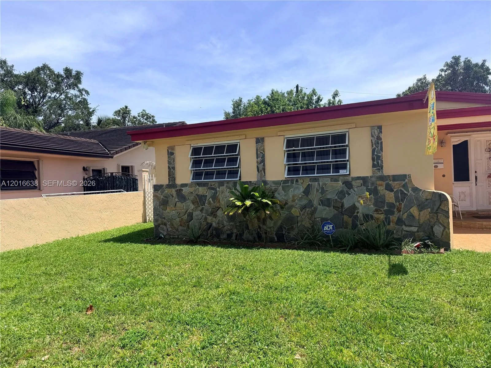 4870 SW 6th St, Miami FL 33134