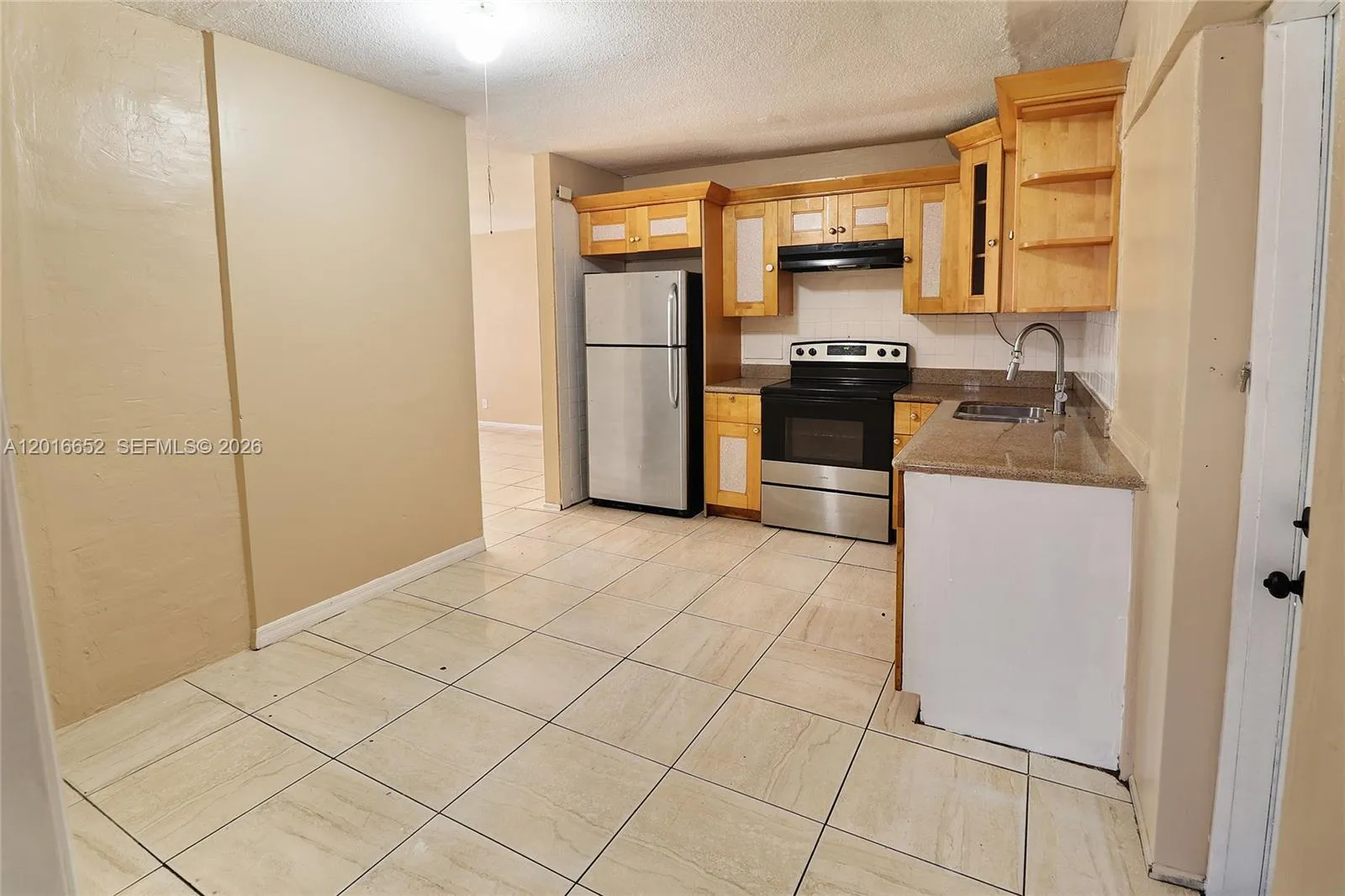 2001 NE 1st Ave # 1, Pompano Beach FL 33060