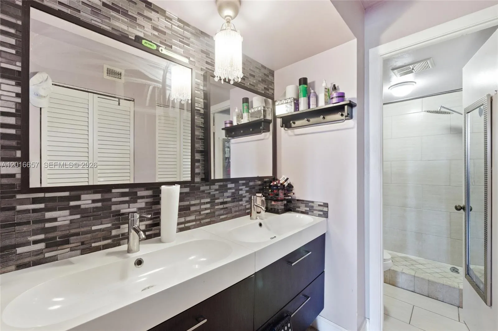6195 Rock Island Rd # 511, Tamarac FL 33319
