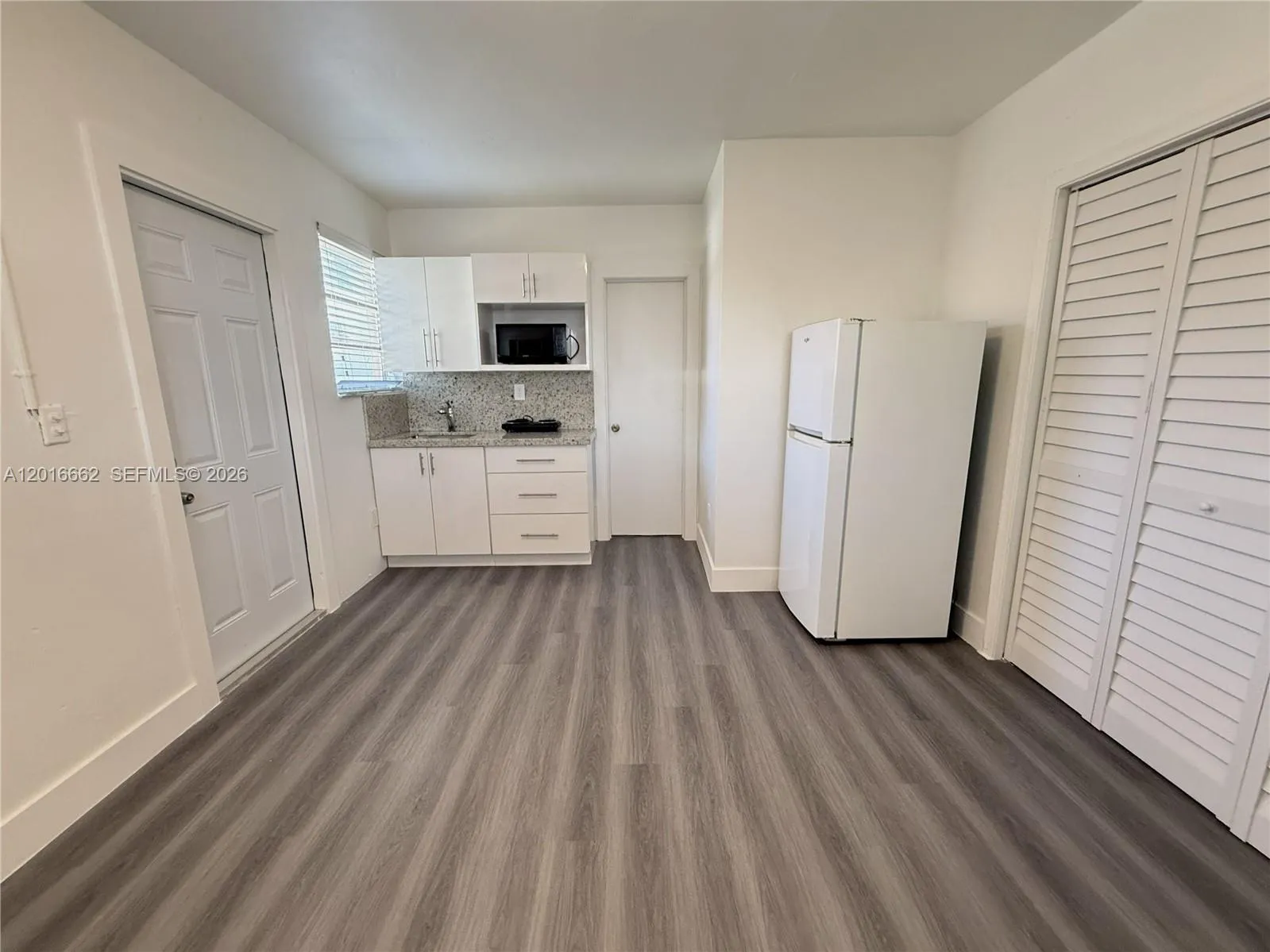 155 SW 71st Ave # 0, Miami FL 33144