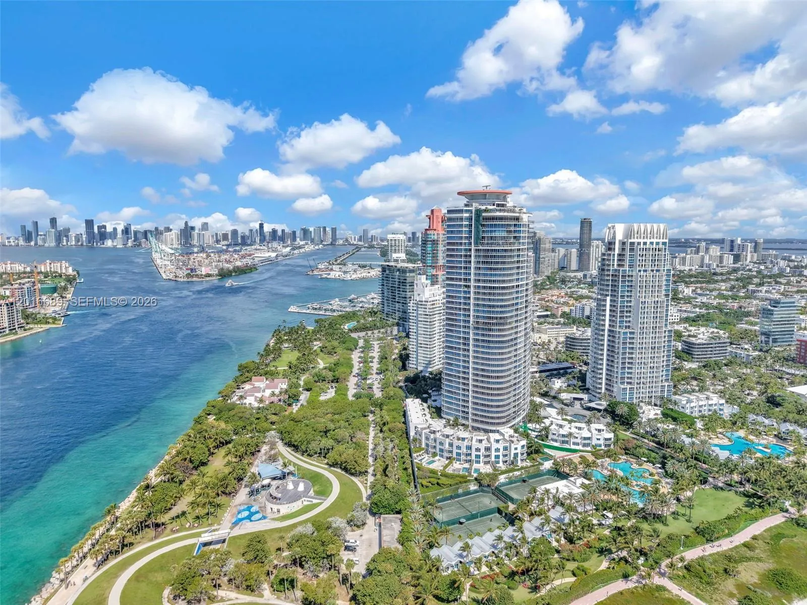 100 S Pointe Dr # 801, Miami Beach FL 33139