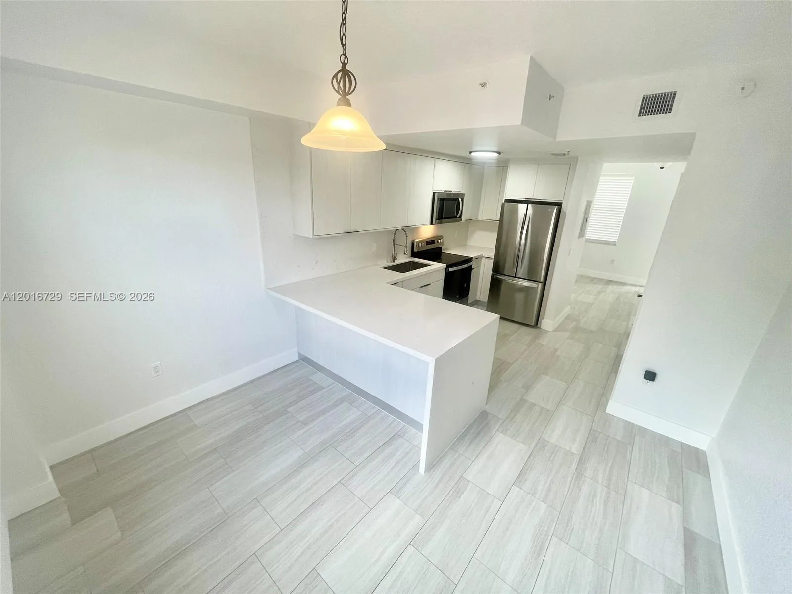 77 E 4th St # A212, Hialeah FL 33010