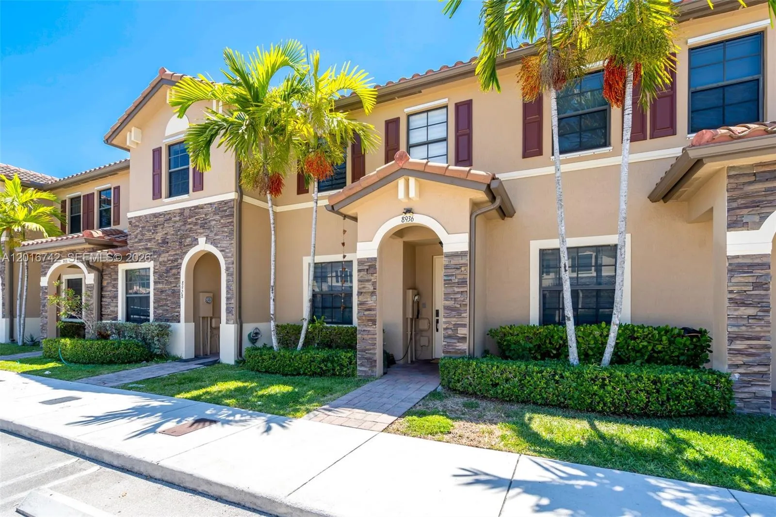 8936 W 35th Ln, Hialeah FL 33018