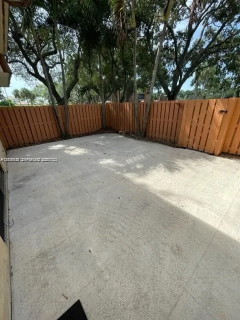 135 Heritage Way, West Palm Beach FL 33407
