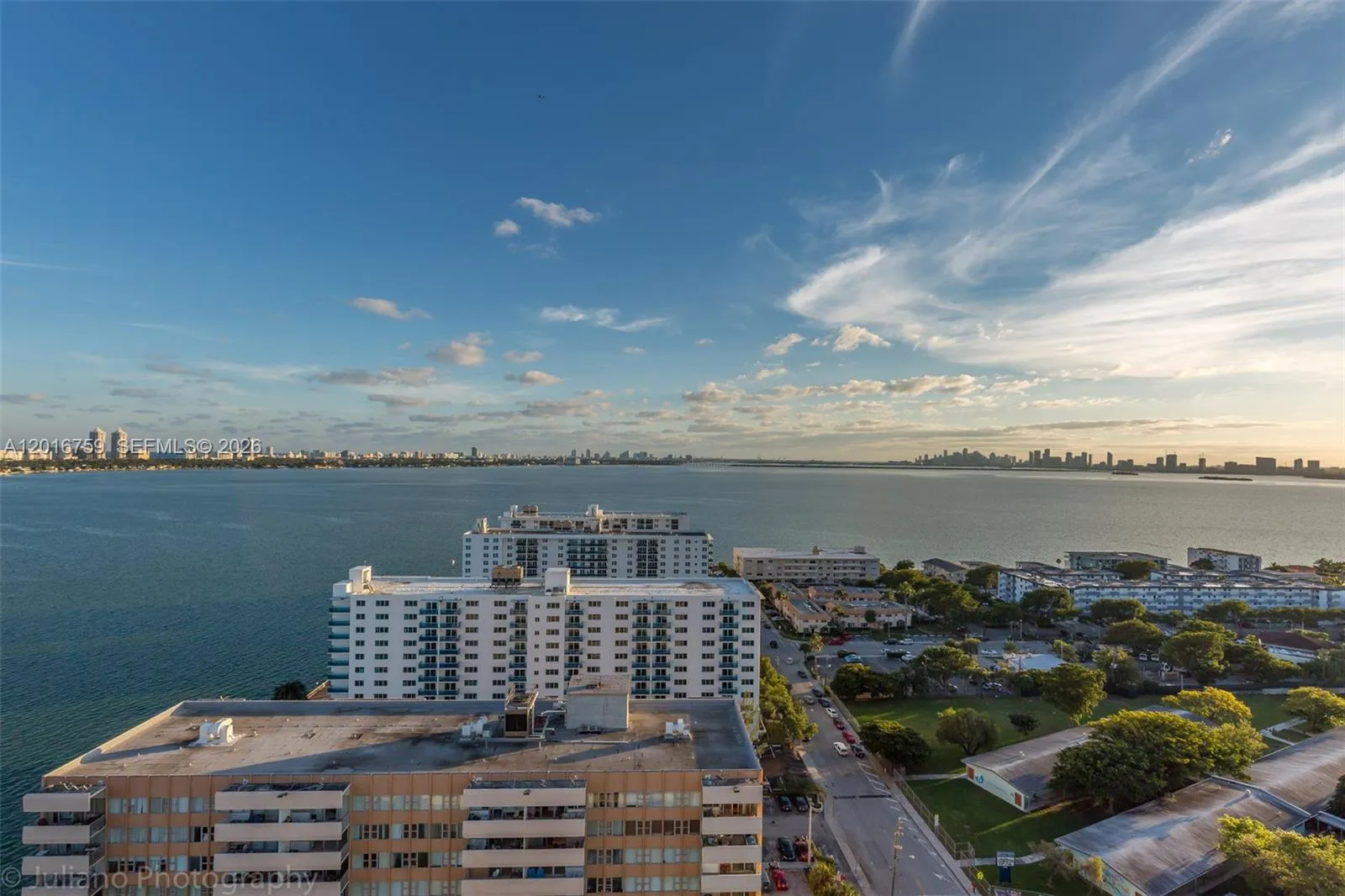 7601 E Treasure Dr # 2406, North Bay Village FL 33141
