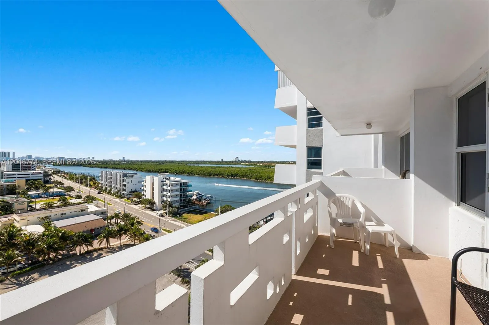 3111 N Ocean Dr # 1110, Hollywood FL 33019