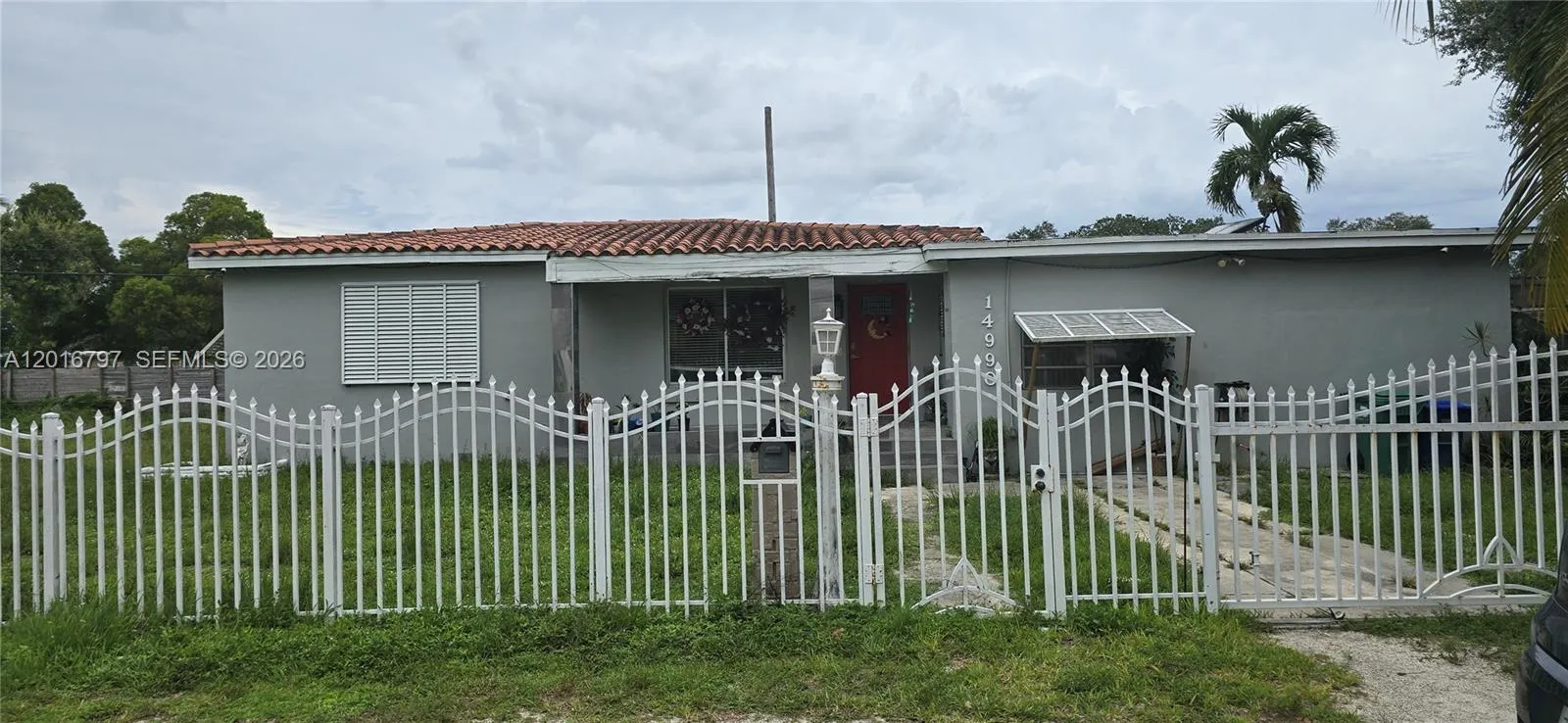 2 bedroom 1 bath for sale at 14990 NW 11th Ct, Miami FL 33168