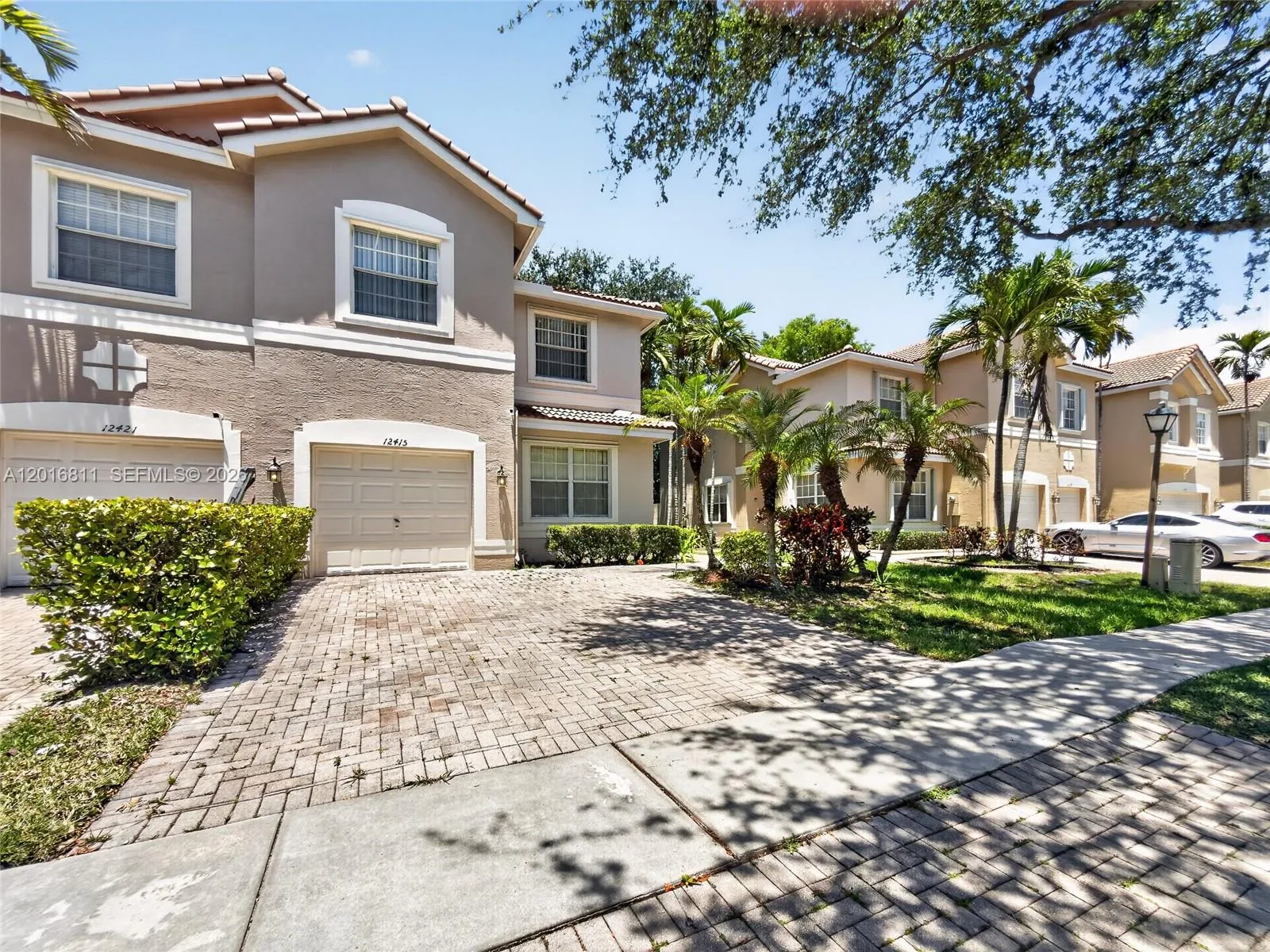 12415 SW 42nd St, Miramar FL 33027