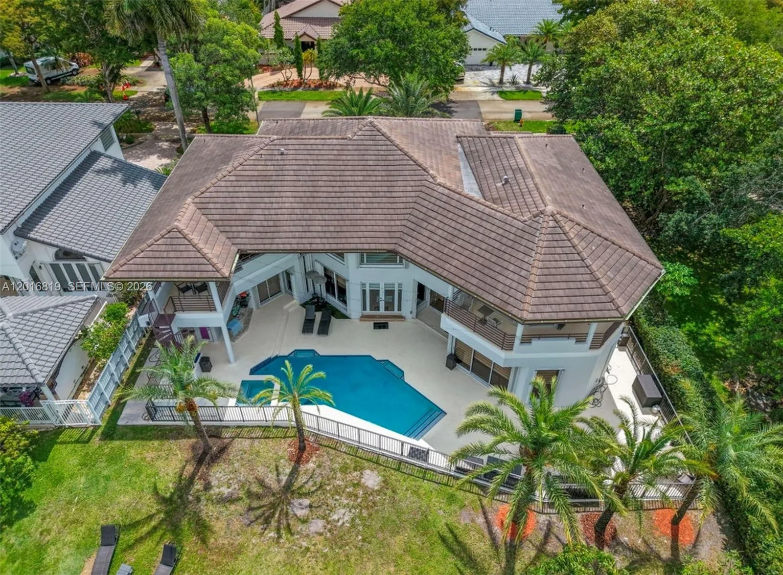 14332 Ardoch Pl, Miami Lakes FL 33016
