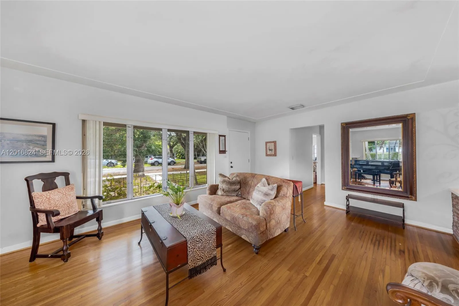 400 Morningside Dr, Miami Springs FL 33166