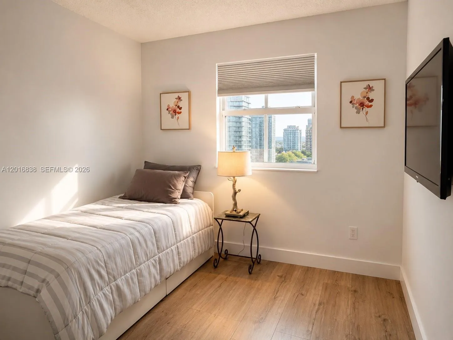 185 SE 14th Ter # 1607, Miami FL 33131