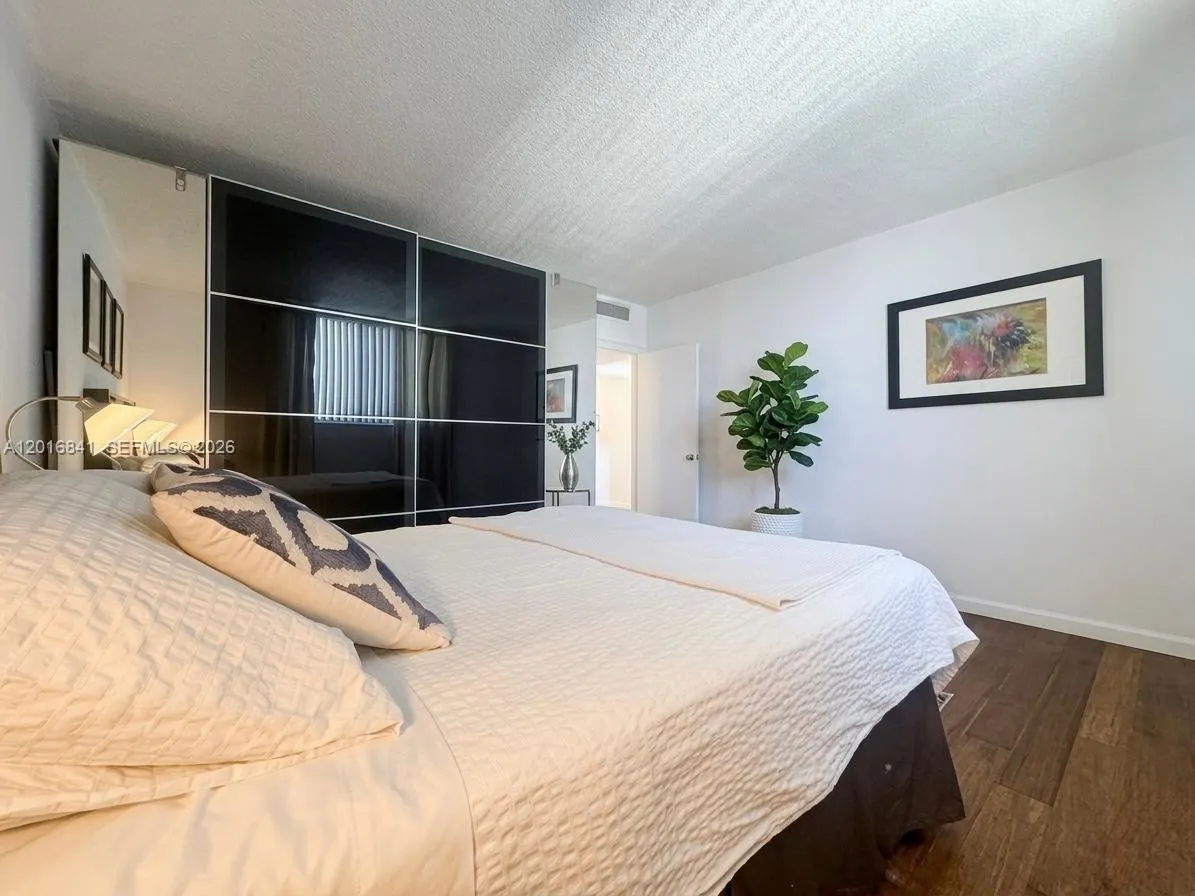 4001 S Ocean Dr # 16G, Hollywood FL 33019