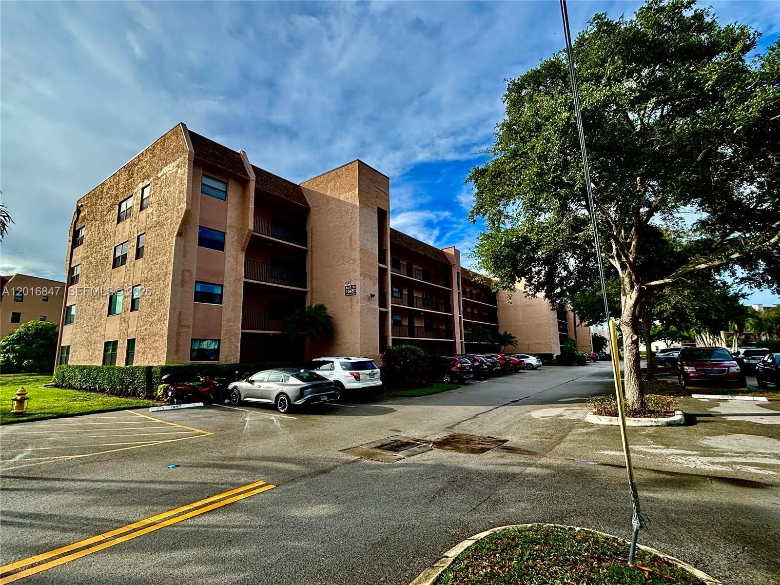 10451 Sunrise Lakes Blvd # 205, Sunrise FL 33322