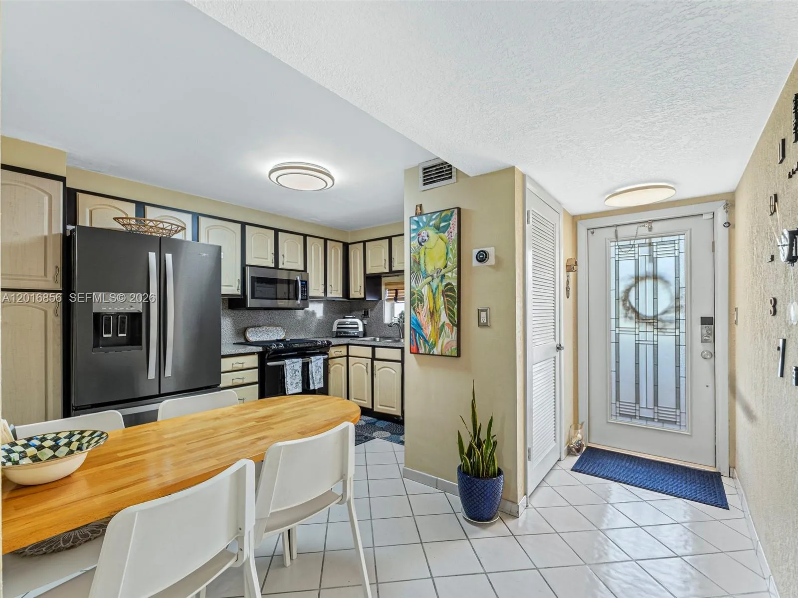 9820 S Hollybrook Lake Dr # 208, Pembroke Pines FL 33025