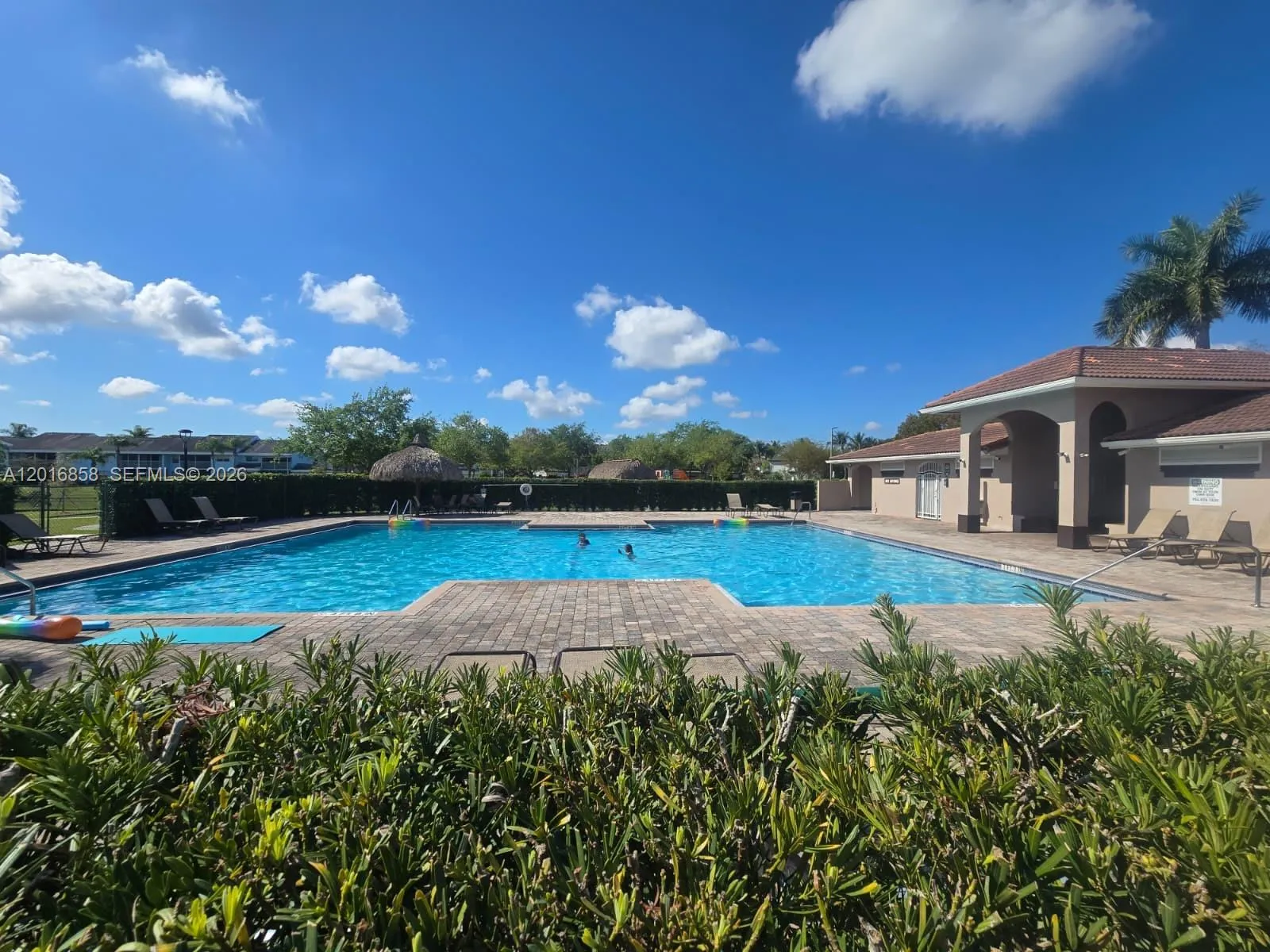 1987 SE 23rd Rd, Homestead FL 33035