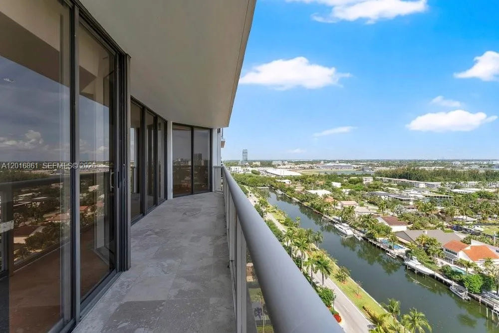 3600 Yacht Club Dr # 1801, Aventura FL 33180