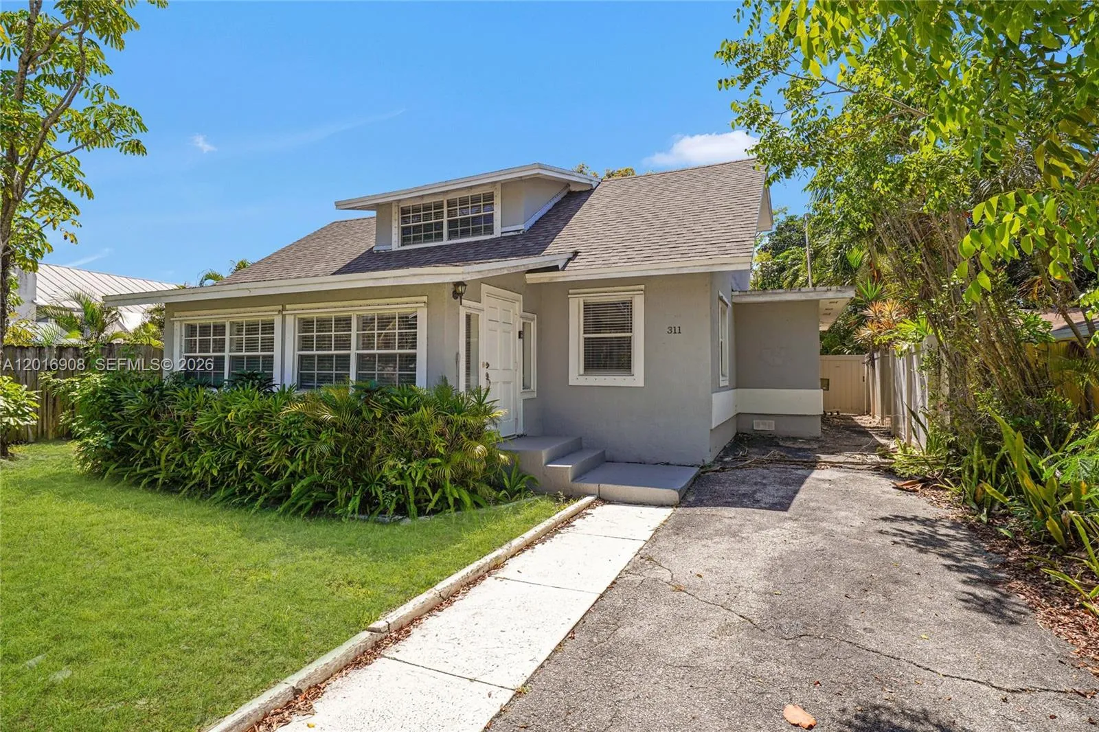 311 S Federal Hwy, Lake Worth FL 33460