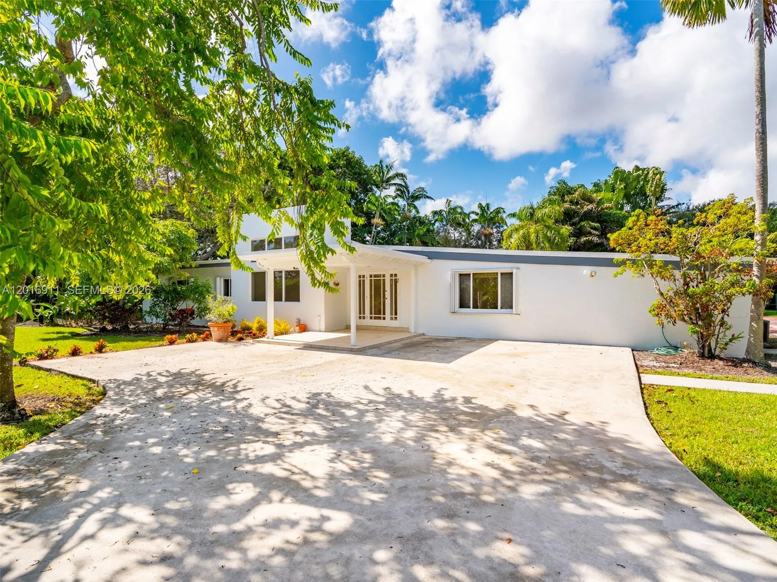 11800 SW 77th Ave, Pinecrest FL 33156