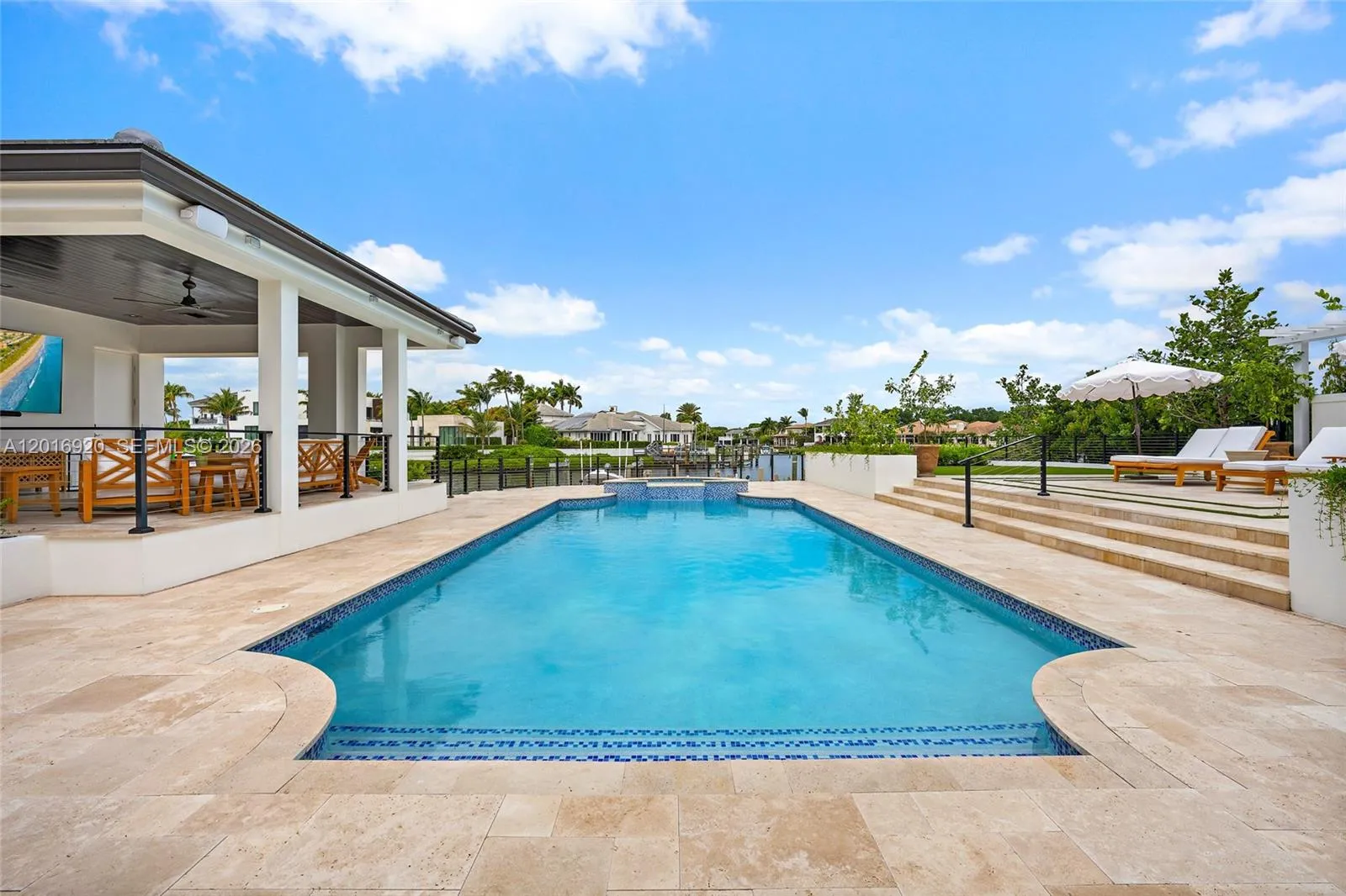 386 Eagle Dr, Jupiter FL 33477