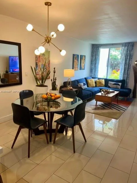 1701 NE 115th St # 1A, Miami FL 33181