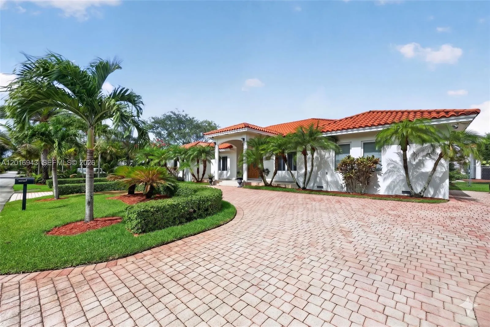 18461 SW 83rd Ave, Cutler Bay FL 33157