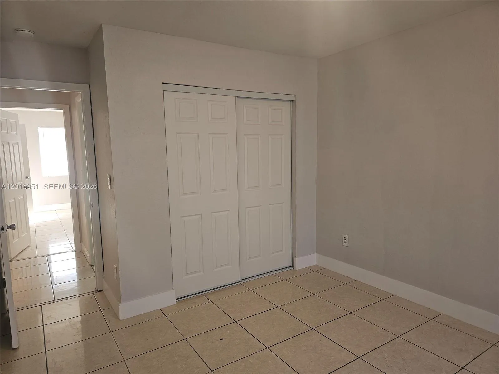 7692 NW 178th Ter, Hialeah FL 33015