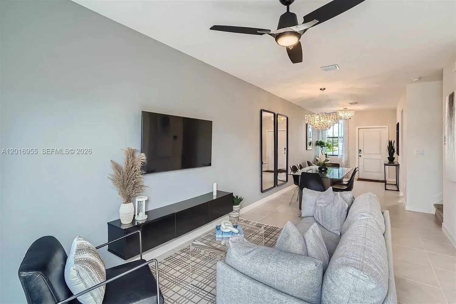 450 NE 12th St, Florida City FL 33034