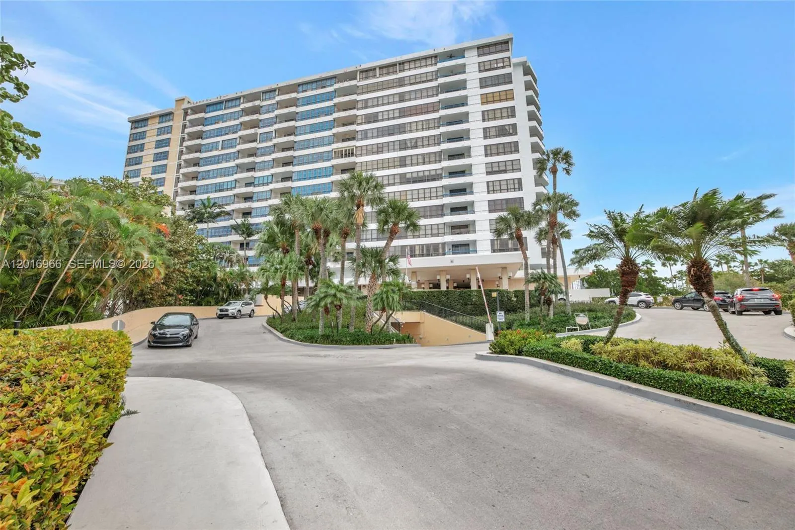 500 Three Islands Blvd # 622, Hallandale Beach FL 33009