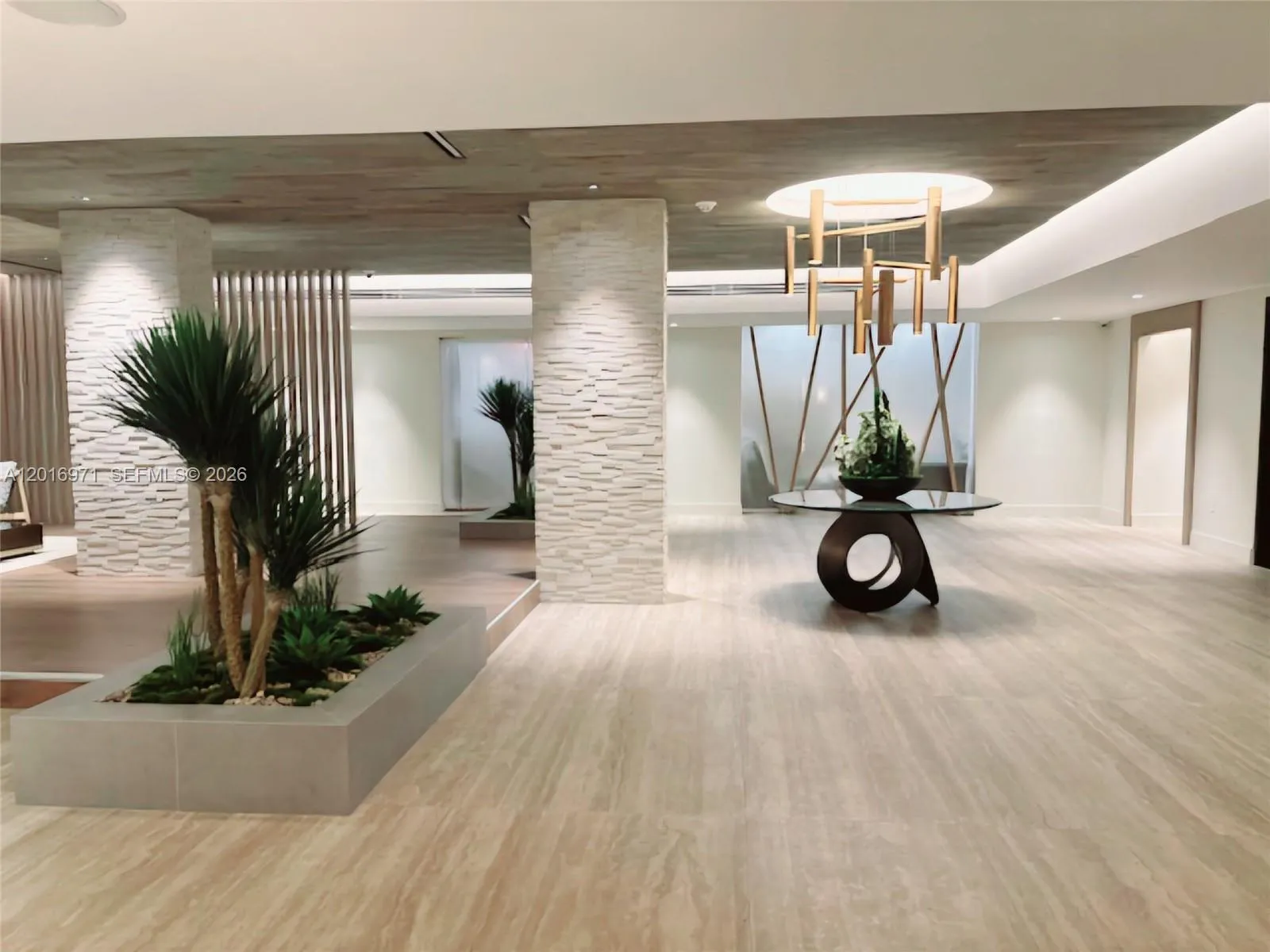 2301 Collins Ave # 528, Miami Beach FL 33139