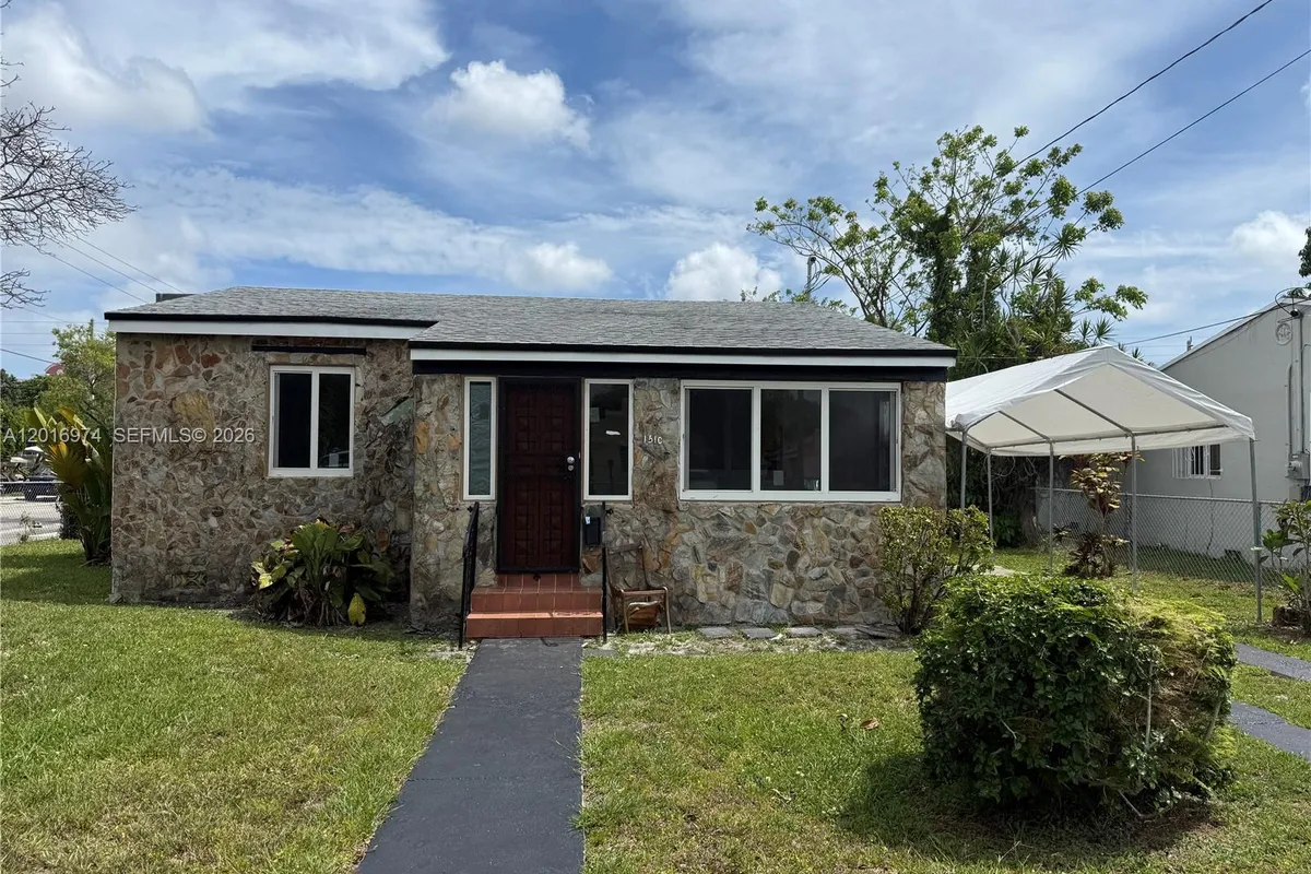 1510 NW 57th St, Miami FL 33142
